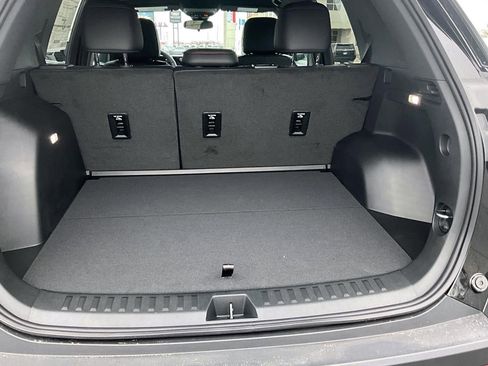 New 2026 Chevrolet Equinox RS AWD/4WD image 5