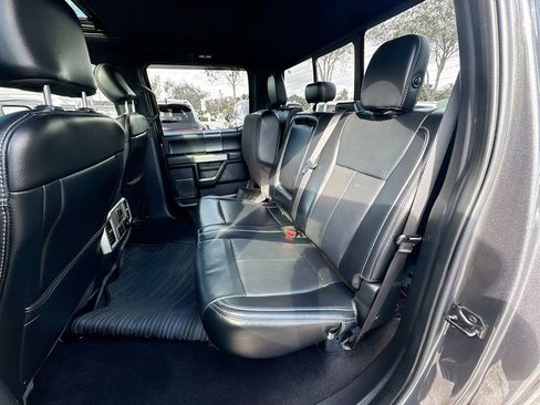 Used 2019 Ford F150 Lariat w/ Equipment Group 502A Luxury image 27