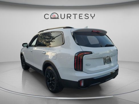 Certified 2024 Kia Telluride SX X-Pro AWD/4WD image 2
