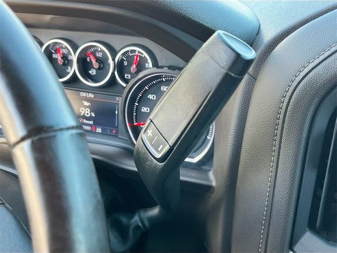 Used 2022 Chevrolet Silverado 1500 RST image 16