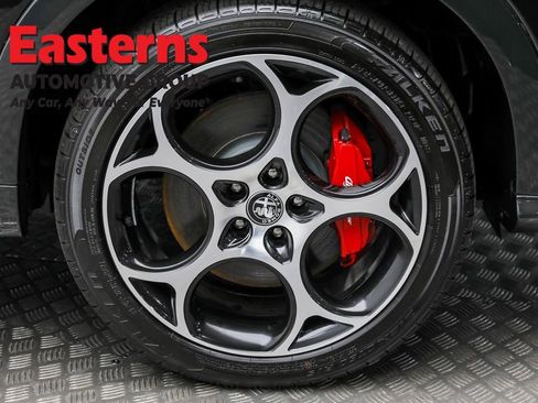 Used 2024 Alfa Romeo Tonale Veloce w/ Active Assist Package image 29