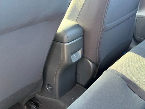 New 2025 Nissan Versa SV w/ Trunk Package image 20