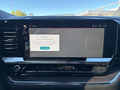 Used 2025 GMC Sierra 3500 SLT w/ SLT Premium Package image 28