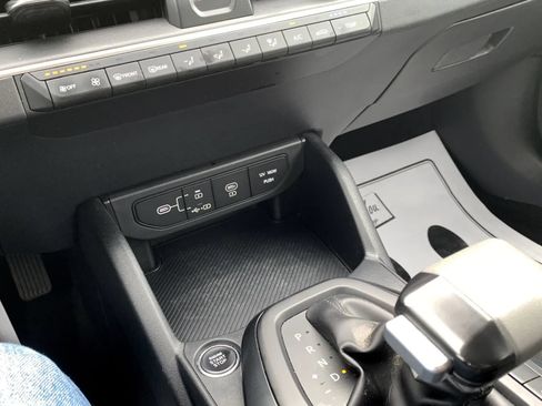 Used 2025 Kia K4 FWD image 15