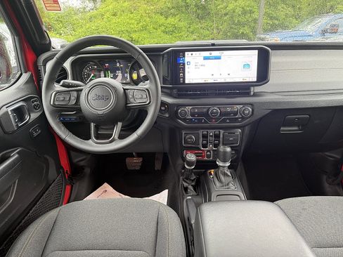 Used 2025 Jeep Wrangler Unlimited Sport S 4xe AWD/4WD image 8
