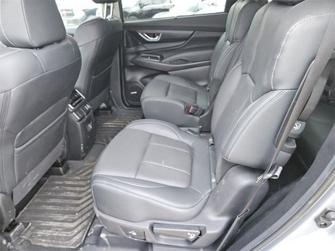 Used 2024 Subaru Ascent Limited w/ Technology Package image 9