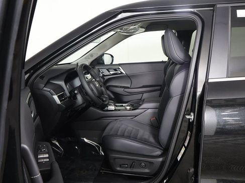 New 2026 Mitsubishi Outlander SE FWD image 31