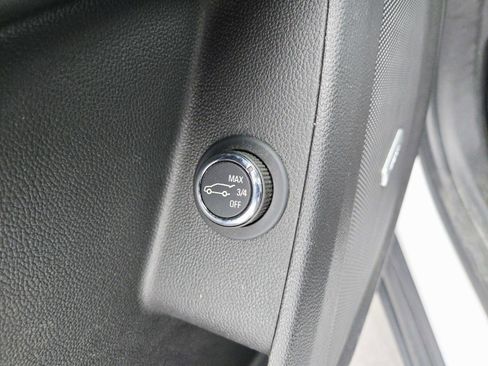 Used 2022 Chevrolet Traverse RS w/ LPO, Floor Liner Package image 40