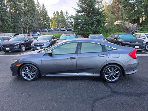 Used 2019 Honda Civic EX image 4