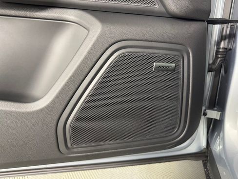 Certified 2026 Porsche Macan AWD/4WD image 24