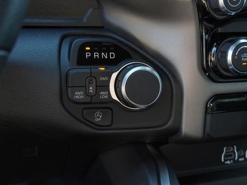 New 2026 RAM 1500 Express AWD/4WD image 22