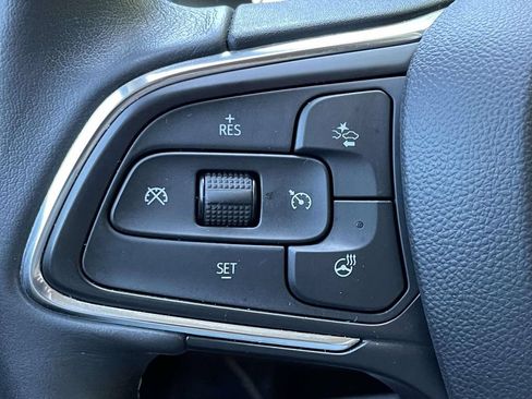 Used 2022 Buick Envision Avenir w/ Technology Package II FWD image 24