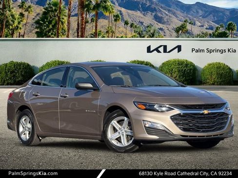 Used 2024 Chevrolet Malibu LS image 1