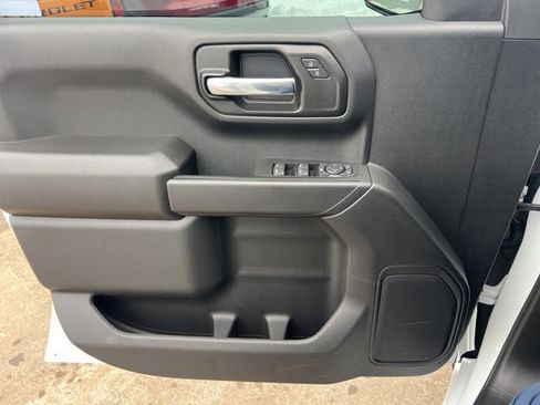 Used 2025 Chevrolet Silverado 1500 Custom Trail Boss image 18