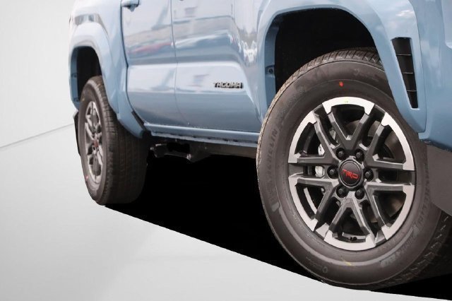 Certified 2026 Toyota Tacoma TRD Sport AWD/4WD image 3