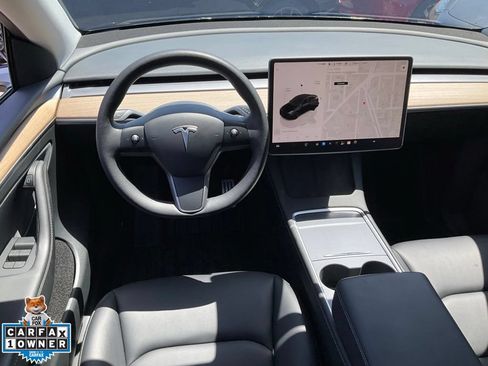 Used 2023 Tesla Model Y Performance AWD/4WD image 37