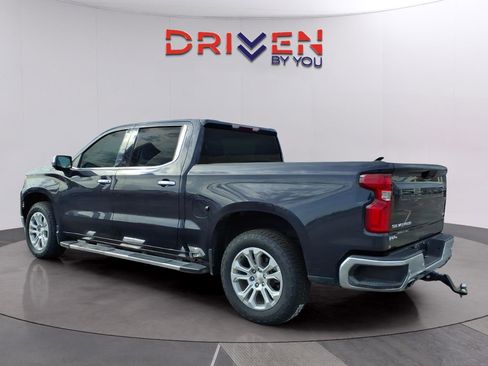 Used 2023 Chevrolet Silverado 1500 LTZ image 3