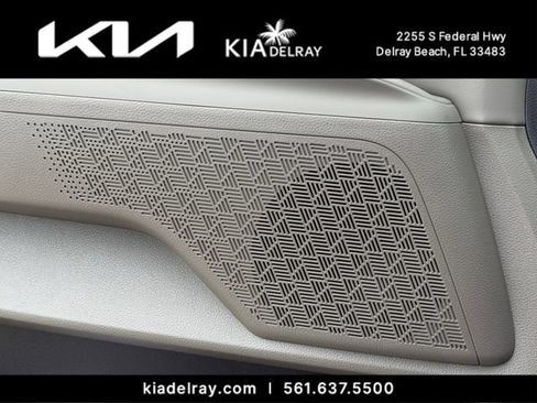 New 2026 Kia Carnival FWD image 15