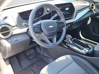 New 2026 Chevrolet Trax LT w/ LPO, Blackout Package video 3