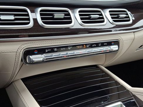 Used 2025 Mercedes-Benz GLE 53 AMG GLE 53 AMG image 17