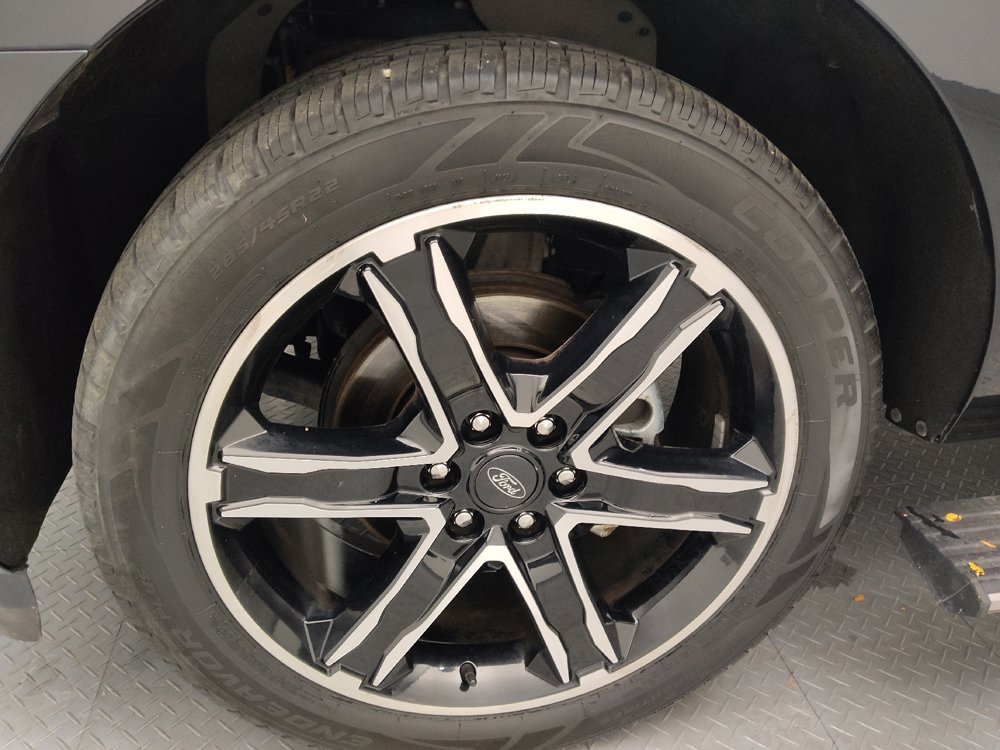 Used 2019 Ford Expedition Limited w/ Special Edition Package AWD/4WD image 31