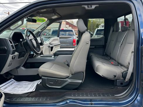Used 2020 Ford F150 XLT w/ Equipment Group 302A Luxury AWD/4WD image 17