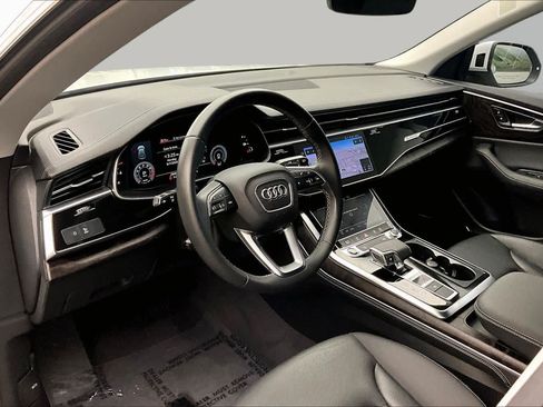 Used 2023 Audi Q8 Premium Plus w/ Premium Plus Package AWD/4WD image 16