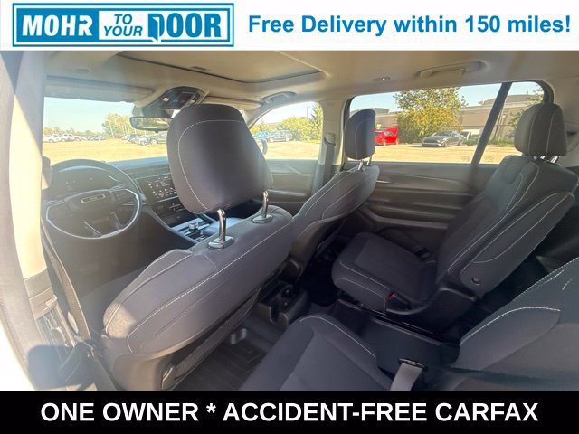 Used 2023 Jeep Grand Cherokee L Laredo AWD/4WD image 32