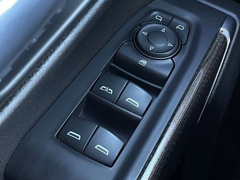 Used 2021 Chevrolet Silverado 1500 LT w/ Texas Edition Plus image 11