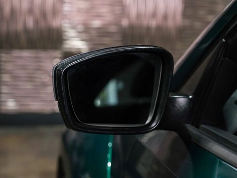 Used 2018 Volkswagen Beetle 2.0T S image 33