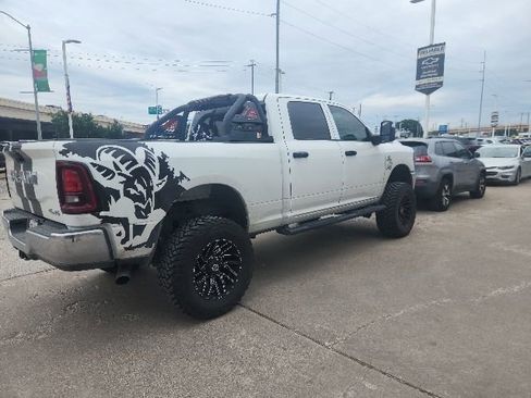 Used 2025 RAM 2500 Tradesman AWD/4WD image 3