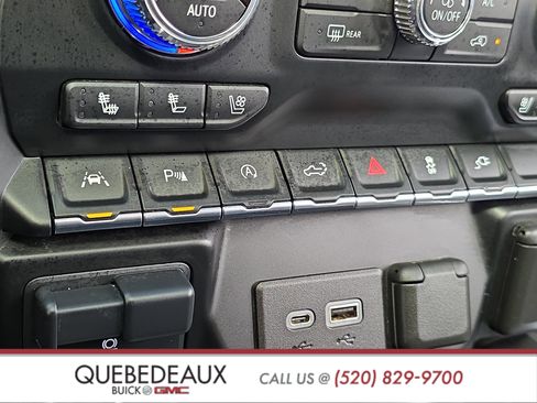 Used 2021 GMC Sierra 1500 AT4 w/ AT4 Value Package AWD/4WD image 25