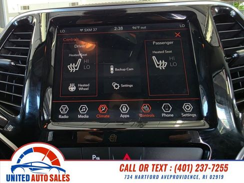 Used 2019 Jeep Cherokee Limited AWD/4WD image 21