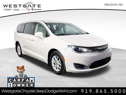 Used 2020 Chrysler Pacifica Touring w/ Cold Weather Group