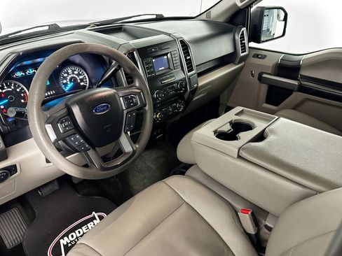 Used 2015 Ford F150 XLT AWD/4WD image 5