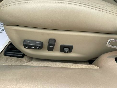Used 2001 Cadillac Eldorado Touring FWD image 24