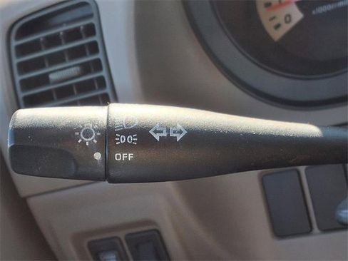 Used 2004 Nissan Frontier XE w/ (VTP) Value Truck Pkg image 10