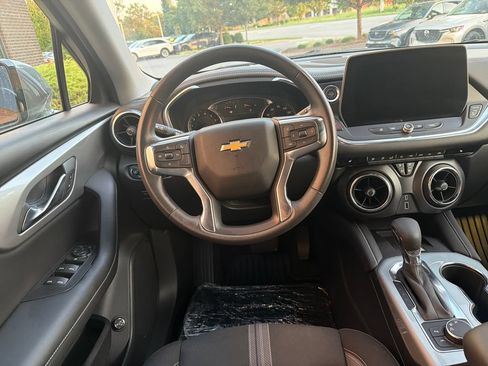 Used 2026 Chevrolet Blazer LT w/ Convenience Package FWD image 26