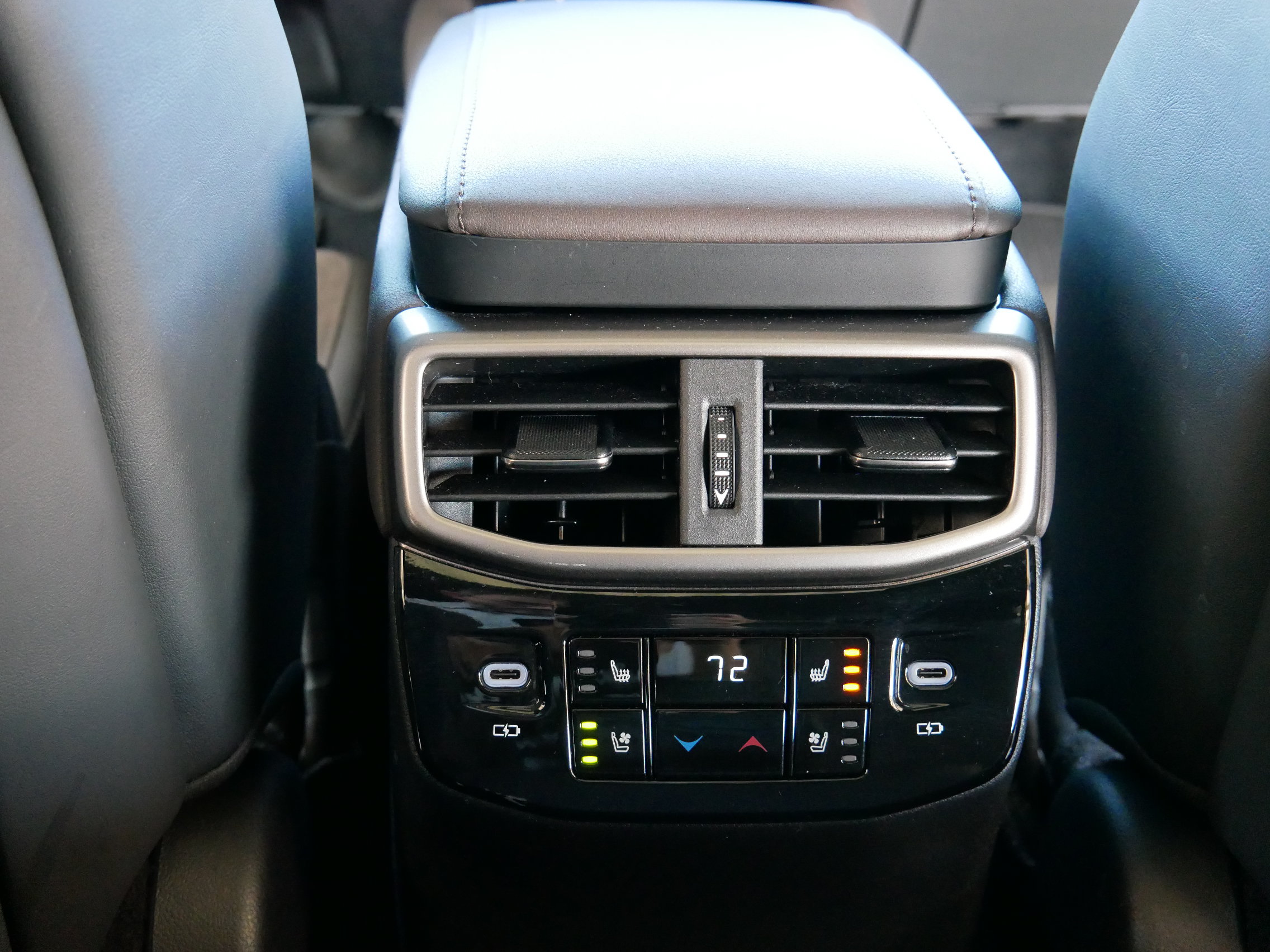 Certified 2024 Lexus RX 350 FWD w/ Convenience Package image 30