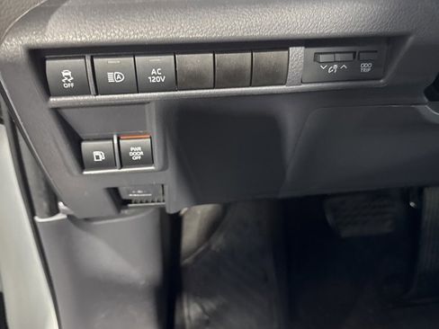 Used 2021 Toyota Sienna XSE image 35