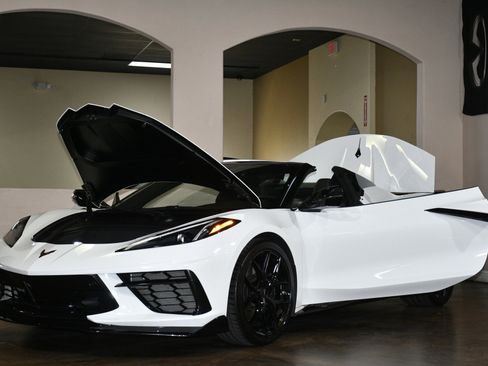 Used 2022 Chevrolet Corvette Stingray Preferred Conv w/ Z51 Performance Package RWD image 90