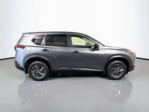 Used 2021 Nissan Rogue S FWD image 8