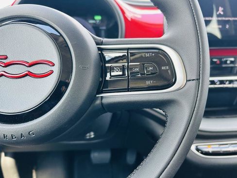 New 2024 FIAT 500 e (RED) image 14