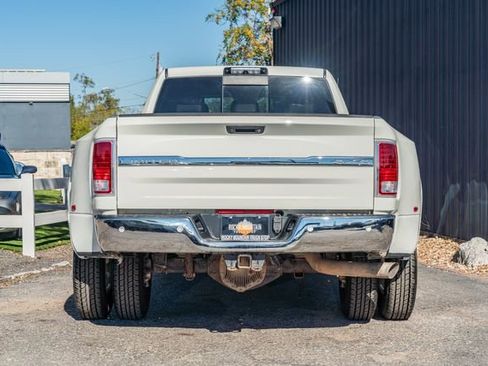 Used 2017 RAM 3500 Laramie Longhorn image 5