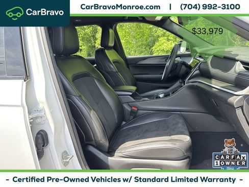 Used 2024 Jeep Grand Cherokee Altitude AWD/4WD image 28