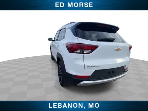 Used 2025 Chevrolet TrailBlazer LT w/ Driver Confidence Package image 7