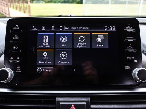 Used 2021 Honda Accord Sport image 11