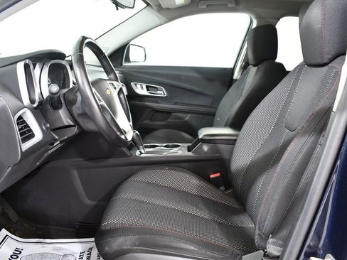 Used 2017 Chevrolet Equinox LT w/ Convenience Package AWD/4WD image 6