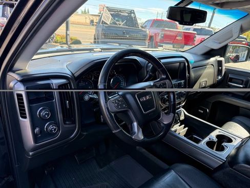 Used 2018 GMC Sierra 1500 SLT w/ All Terrain X Package AWD/4WD image 9