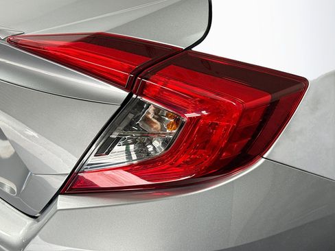 Used 2020 Honda Civic EX image 34